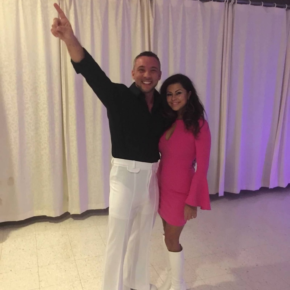 Bebe Vintage Flare Sleeve Mini Dress – Hot Pink